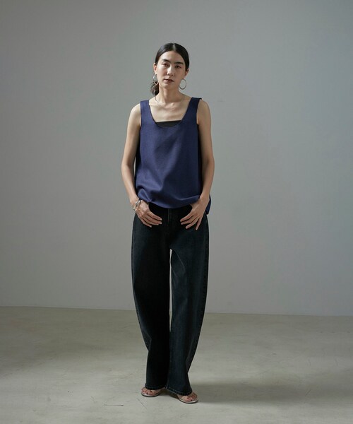 ADAM ET ROPE'(アダムエロペ)の「【Gabriela Coll Garments】LORO PIANA WOOL TOP(タンクトップ・レディース・ブルー系・1/2)」の19枚目の写真