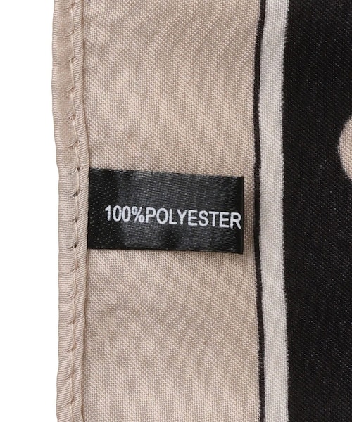 VIS(ビス)の「ドット柄スカーフ 70×70cm(バンダナ/スカーフ・レディース・ブラック系/ホワイト系・F)」の17枚目の写真