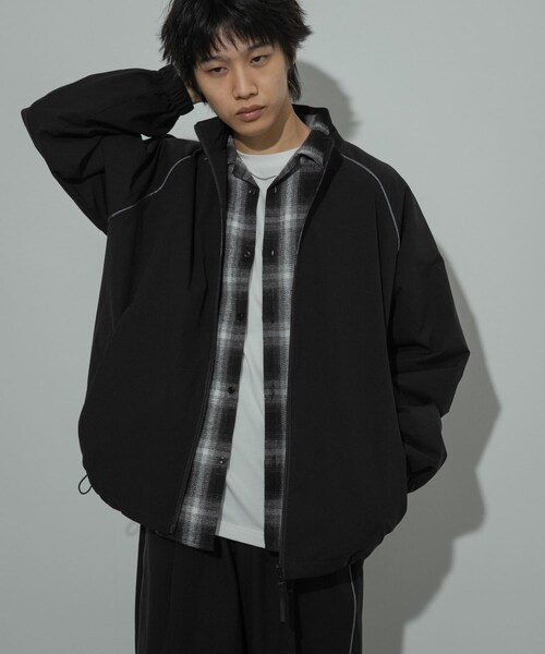 SENSE OF PLACE by URBAN RESEARCH（センスオブプレイスバイアーバンリサーチ）の「『セットアップ対応』パイピングスタンドブルゾン（ブルゾン・メンズ・BURGUNDY/BLACK/BEIGE・M/L）」の9枚目の写真