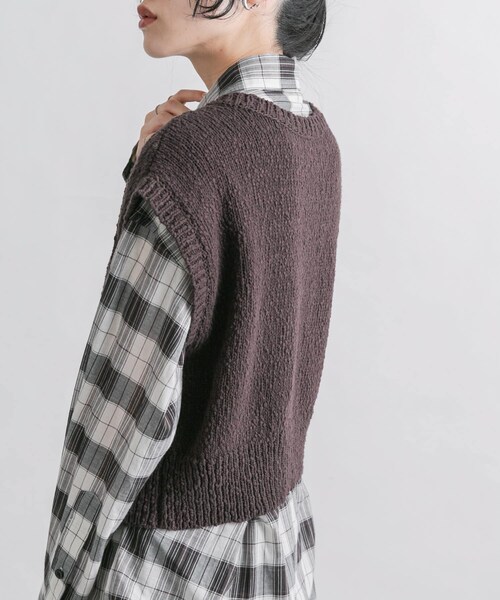 KBF（ケイビーエフ）の「ブークレニットベスト（ニット/セーター・レディース・L.GREIGE/PINK/BROWN・one）」の6枚目の写真