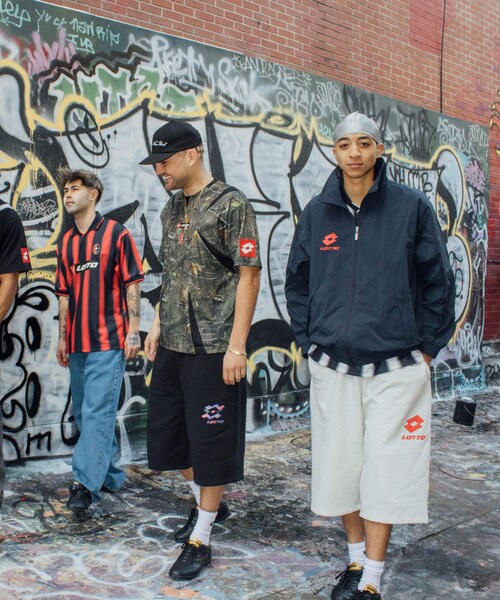 URBAN RESEARCH（アーバンリサーチ）の「LOTTO　LOGO NYLON BLOUSON（ブルゾン・メンズ・BLACK/NAVY・M/L/XL）」の11枚目の写真