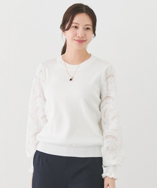 Jayro(ジャイロ)の「袖レースニットプルオーバー(ニット/セーター・レディース・ブラック/ホワイト/ネイビー/ブルー系・F)」の3枚目の写真