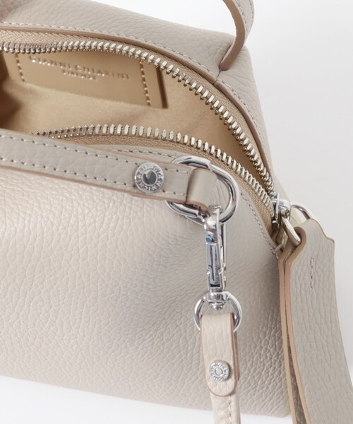 URBAN RESEARCH ROSSO（アーバンリサーチロッソ）の「GIANNI CHIARINI　ALIFA S（ハンドバッグ・レディース・NERO/DEEPFIR/LAMB/DOVE・-）」の15枚目の写真