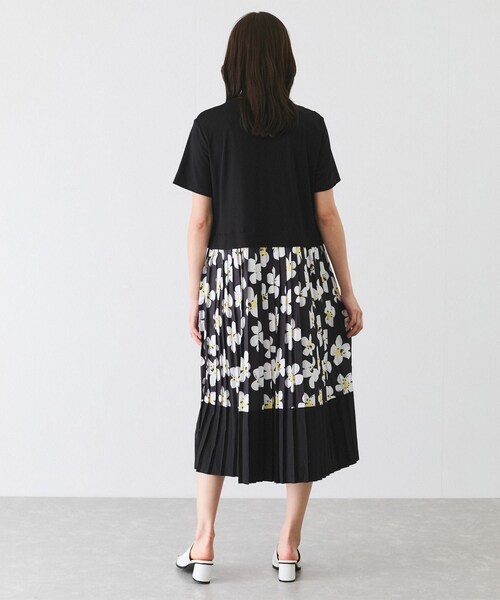 Jayro（ジャイロ）の「花柄ドッキング半袖ワンピース（ワンピース・レディース・ブラック系・F）」の7枚目の写真