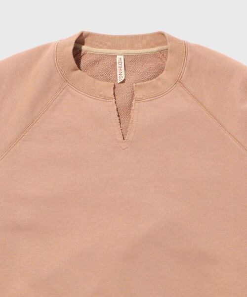 ADAM ET ROPE'(アダムエロペ)の「【MIDTHINGS/ミッドシングス】ELBOW PATCH SWEAT SHIRTS(スウェット・メンズ・キャメル/ベージュ・2/3)」の6枚目の写真