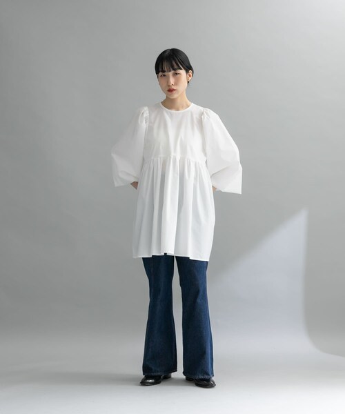 KBF（ケイビーエフ）の「『WEB限定』BACKリボンチュニック（チュニック・レディース・OFF/L.BLUE/D.BROWN・one）」の8枚目の写真