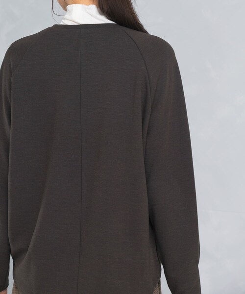 URBAN RESEARCH ROSSO（アーバンリサーチロッソ）の「ウール混タックスリーブスウェット（スウェット・レディース・OFF WHITE/BROWN・FREE）」の8枚目の写真
