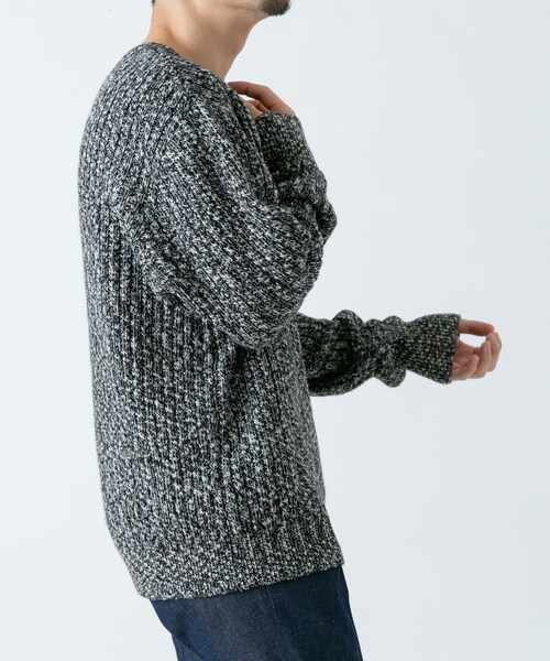 URBAN RESEARCH ROSSO（アーバンリサーチロッソ）の「『WEB限定』『XLサイズあり』スラブリブクルーネックニット（ニット/セーター・メンズ・NAVY/GRAY/BLACK/BROWN・S/M/L/XL）」の18枚目の写真