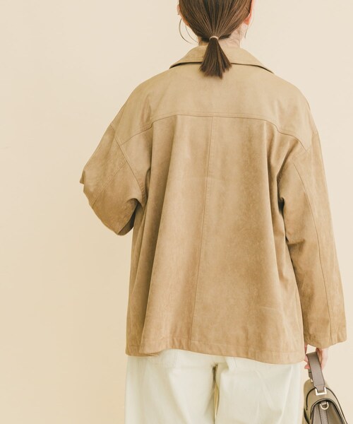 ITEMS URBANRESEARCH（アイテムズ アーバンリサーチ）の「フェイクスエードオーバージャケット（テーラードジャケット・レディース・BEG/BRN・Free）」の13枚目の写真