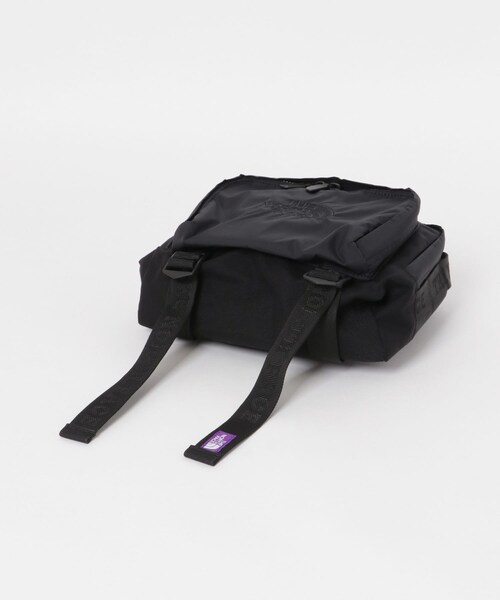 URBAN RESEARCH（アーバンリサーチ）の「THE NORTH FACE PURPLE LABEL　Nylon Shoulder Bag（ショルダーバッグ・メンズ・Coyote(CO)/AH.Gray/Black(K)・-）」の7枚目の写真