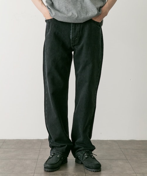 URBAN RESEARCH DOORS(アーバンリサーチドアーズ)の「LEVI’S 565 97 LOOSE STRAIGHT(デニムパンツ・メンズ・Black/Indigo/Light IDG/Black Used・28/30/32/34)」の1枚目の写真
