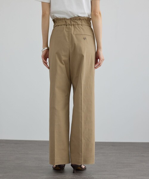 ADAM ET ROPE'(アダムエロペ)の「コットンライクスタイルアップパンツ 3(スラックス・レディース・ベージュ/ネイビー・M/S/XS)」の14枚目の写真