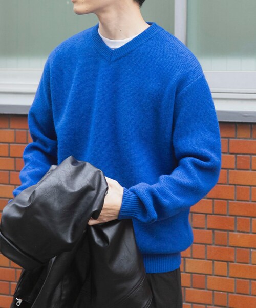 ITEMS URBANRESEARCH（アイテムズ アーバンリサーチ）の「タスマニア メリノウール100 Vネックニット（ニット/セーター・メンズ・WHT/BEG/MTD/DARK BLUE/BGD/CHA・M/L）」の8枚目の写真