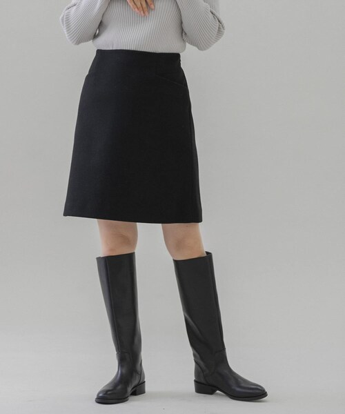 URBAN RESEARCH Sonny Label（アーバンリサーチサニーレーベル）の「メルトン風台形ミニスカート（スカート・レディース・ブラック/ベージュ・36/38）」の5枚目の写真