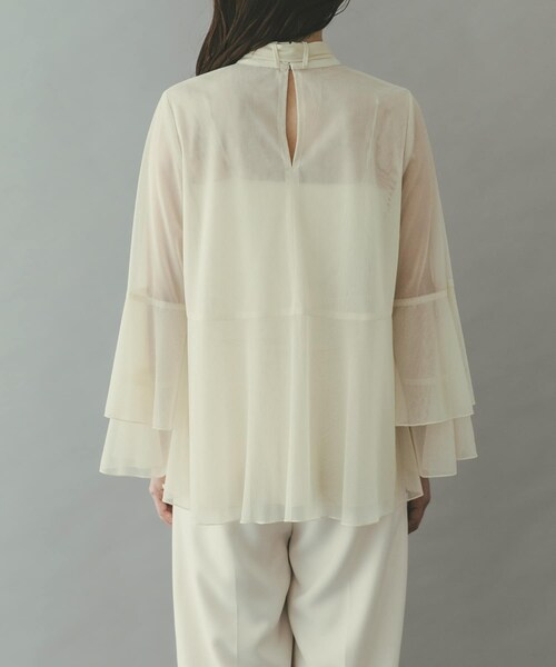 URBAN RESEARCH ROSSO（アーバンリサーチロッソ）の「シアーラメチュールフレアスリーブブラウス（シャツ/ブラウス・レディース・OFF WHITE/BLACK・Free）」の4枚目の写真