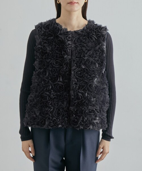 ROPE'（ロペ）の「【限定店舗・J'aDoRe限定】エレガンスオーガンジーフリルジレ（ベスト・レディース・ネイビー・F）」の18枚目の写真