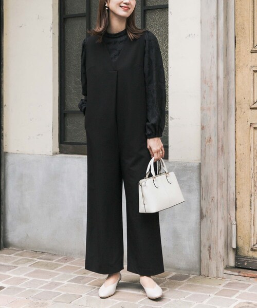 URBAN RESEARCH DOORS（アーバンリサーチドアーズ）の「Vネックタックオールインワン（つなぎ/オールインワン・レディース・BLACK・S/M）」の6枚目の写真