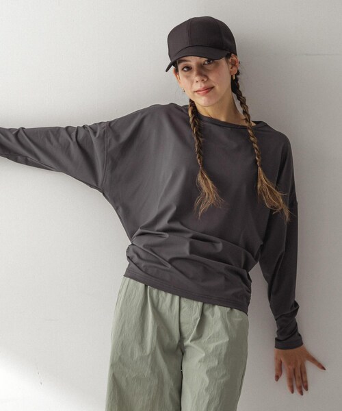 URBAN RESEARCH Sonny Label（アーバンリサーチサニーレーベル）の「SLAB　Dolman Rashguard（その他トップス・レディース・カーキ/グレージュ/チャコール・FREE）」の8枚目の写真