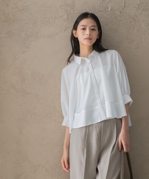 URBAN RESEARCH ROSSO（アーバンリサーチロッソ）の「ウォッシャブルブライトローンシャツブラウス（シャツ/ブラウス・レディース・OFF WHITE/BLACK/SAX・Free）」の5枚目の写真