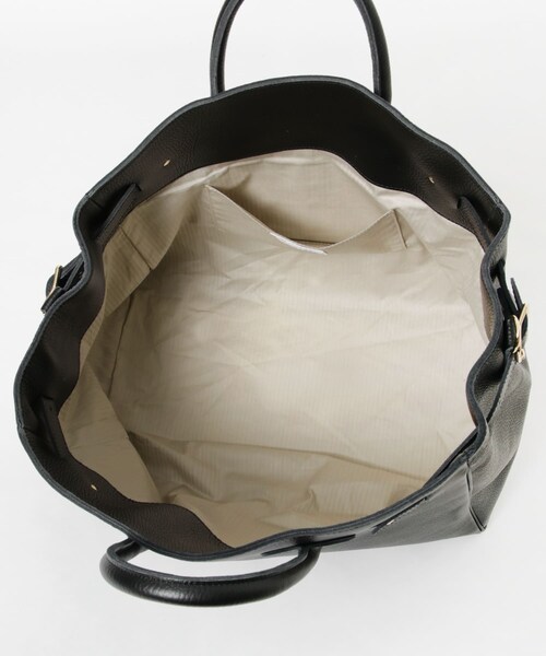 URBAN RESEARCH（アーバンリサーチ）の「YOUNG&OLSEN　EMBOSSED LEATHER BELTED M（トートバッグ・メンズ・BROWN/BLACK・FREE）」の8枚目の写真