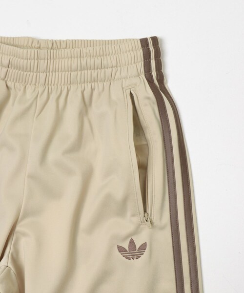 KBF（ケイビーエフ）の「adidas　FIREBIRD TRACKPANTS（その他パンツ・レディース・D.BROWN/STONE KHK/CRYSTALSKY・XS）」の8枚目の写真