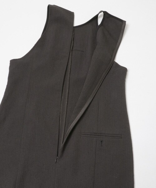 URBAN RESEARCH(アーバンリサーチ)の「new basic WOOL LINEN SILK ONE-PIECE(ワンピース・レディース・BROWN・36/38)」の5枚目の写真