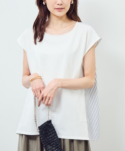 ROPE' PICNIC(ロペピクニック)の「ストライプドッキングフレンチスリーブプルオーバー(Tシャツ/カットソー・レディース・ホワイト系/ネイビー・38)」の2枚目の写真