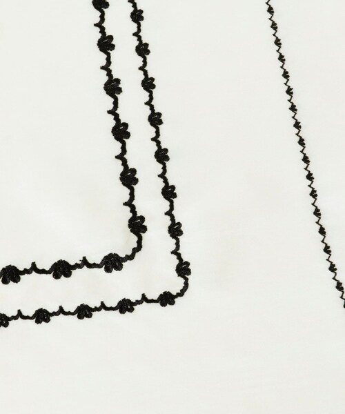URBAN RESEARCH ROSSO（アーバンリサーチロッソ）の「JAMIRAY　HEART EMB SCARF S（バンダナ/スカーフ・レディース・BLACK/BEIGE・One）」の9枚目の写真