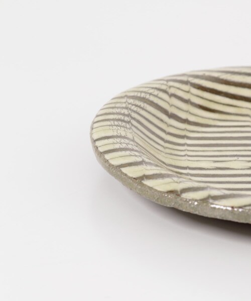 URBAN RESEARCH DOORS（アーバンリサーチドアーズ）の「塩幡桃子　5寸プレート フェザーコーム（食器・メンズ・－・5寸）」の12枚目の写真