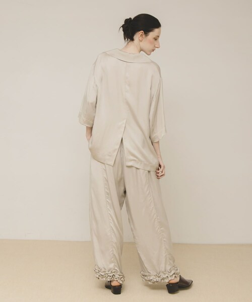 LAATO（ラート）の「open collar shirts（シャツ/ブラウス・レディース・ミスト/チョコレート・Free）」の7枚目の写真