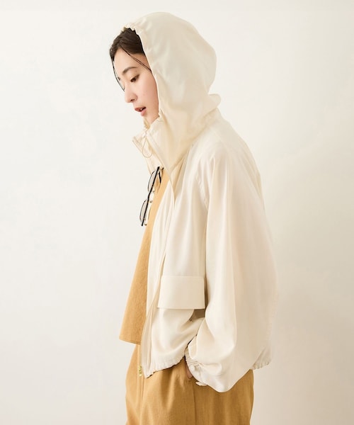 ROPE'（ロペ）の「【DEWEIGHT'(デューエイト)】シアーマウンテンパーカー/イージーケア（マウンテンパーカー・レディース・オフホワイト/ダークブラウン・F）」の18枚目の写真