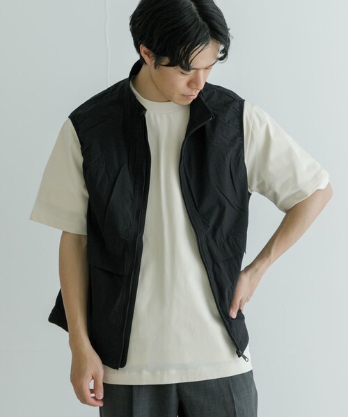 URBAN RESEARCH(アーバンリサーチ)の「『UR TECH』ナイロンベスト(テーラードジャケット・メンズ・BLACK/BLUE/GRAY・M/L)」の5枚目の写真