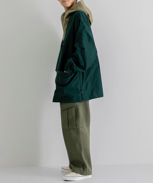 URBAN RESEARCH(アーバンリサーチ)の「DAIWA PIER39 TECH ANORAK PARKA(マウンテンパーカー・メンズ・GREEN/BLACK・M/L)」の12枚目の写真