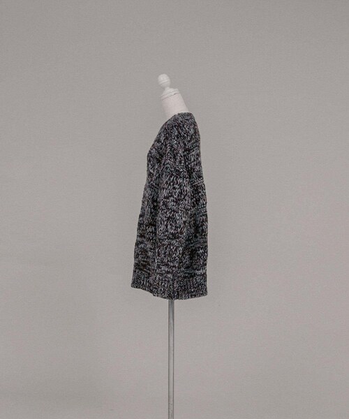 LAATO（ラート）の「MIX YARN CREW NECK KNIT（ニット/セーター・レディース・スターリースカイ/クラウディスカイ/フローズンスカイ・FREE）」の9枚目の写真