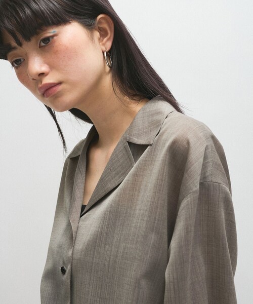 ADAM ET ROPE'(アダムエロペ)の「【接触冷感】ショートシャツジャケット(シャツ/ブラウス・レディース・ブラック/ベージュ・F)」の14枚目の写真