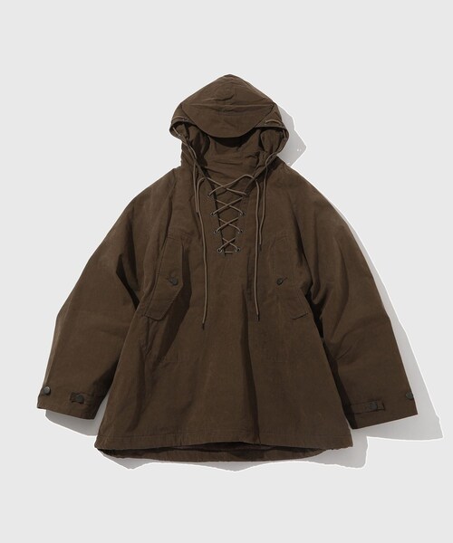 ADAM ET ROPE'(アダムエロペ)の「【THOUSANDS/サウザンズ】WAXED WEATHER PARKA(パーカー・メンズ・オリーブ・L/M)」の2枚目の写真