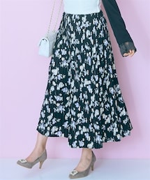 marun | ＜大きいサイズ＞花柄プリーツスカート marun(スカート)