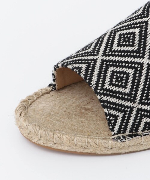 URBAN RESEARCH Sonny Label（アーバンリサーチサニーレーベル）の「ジャガードサンダル（サンダル・レディース・キャメル/ブラック/ブルー・22.5/23.5/24.5）」の17枚目の写真