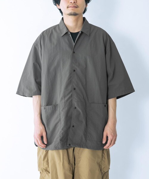 EKAL(エカル)の「『UR TECH』ナイロンタッサーショートスリーブシャツ(シャツ/ブラウス・メンズ・レイクサンリーフ/イエロー/ネイビー/グラファイト/レイクブルー・M/L)」の8枚目の写真