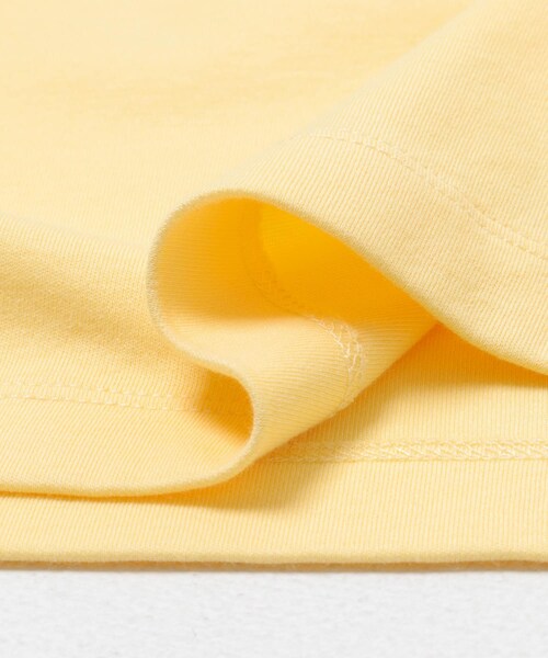 URBAN RESEARCH(アーバンリサーチ)の「Drole de Monsieur T-SHIRTS SLOGAN PALMIERS(Tシャツ/カットソー・レディース・L YELLOW・XS/S)」の6枚目の写真