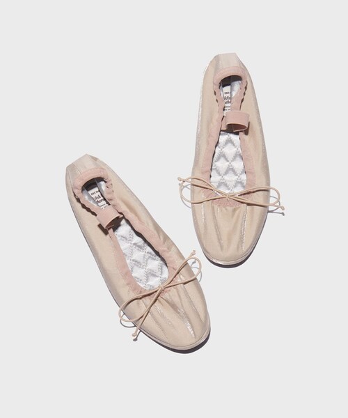 URBAN RESEARCH DOORS(アーバンリサーチドアーズ)の「Rockfish Weatherwear WISLEY SCRUNCH FLAT(バレエシューズ・レディース・BLACK/BEIGE・23.5/24/24.5)」の16枚目の写真