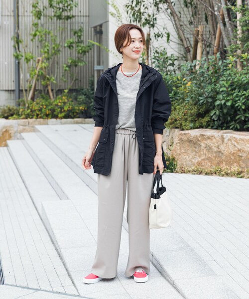 URBAN RESEARCH DOORS（アーバンリサーチドアーズ）の「『WEB/一部店舗限定カラー』ナイロンマウンテンパーカー（マウンテンパーカー・レディース・L.BEIGE/LIME/NAVY/BLACK・S/M）」の12枚目の写真