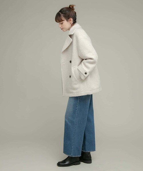 URBAN RESEARCH Sonny Label（アーバンリサーチサニーレーベル）の「ウールライクカーリーシャギーコクーンコート（テーラードジャケット・レディース・エクリュ/グレー/チャコール・FREE）」の10枚目の写真