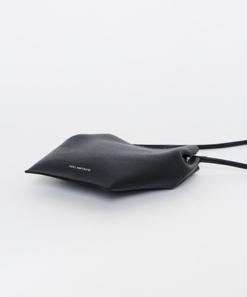 URBAN RESEARCH ROSSO（アーバンリサーチロッソ）の「FEEL AND TASTE　PLIE S（プリエS）（ショルダーバッグ・レディース・BLACK・One）」の6枚目の写真