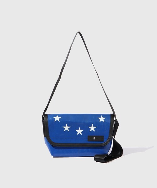 ADAM ET ROPE'（アダムエロペ）の「【Etudes Studio/エチュードストゥディオ】HAWAI FIVE-O（ショルダーバッグ・メンズ・ブルー系・F）」の2枚目の写真