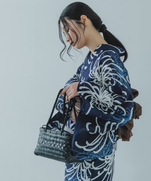 SENSE OF PLACE by URBAN RESEARCH（センスオブプレイスバイアーバンリサーチ）の「『WEB/一部店舗限定』スクエアバンブーカゴバッグ（かごバッグ・レディース・GRAY/BEIGE/NAVY/BORDEAUX・One）」の8枚目の写真