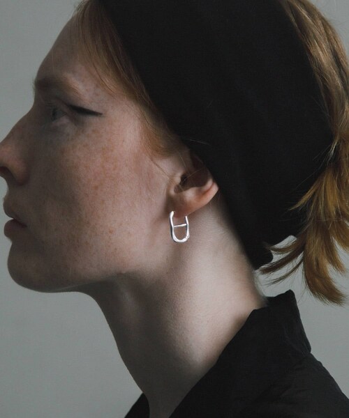 URBAN RESEARCH(アーバンリサーチ)の「decor『デコール』 Eight Pierce(ピアス(両耳用)・レディース・Silver・-)」の2枚目の写真