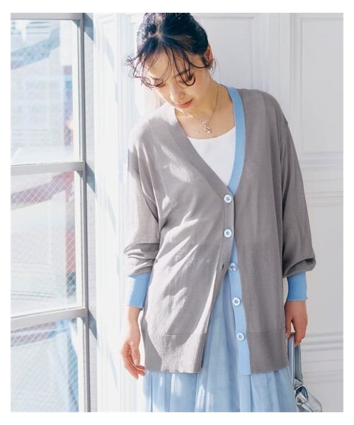 nissen（ニッセン）の「オーバーサイズバイカラーニットカーディガン（接触冷感・毛玉になりにくい）（カーディガン/ボレロ・レディース・グレー×ブルー/黒×ライトグレー/ベージュ×オレンジ・S/M/L/LL）」の13枚目の写真