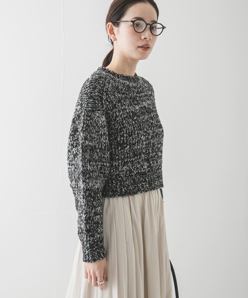 URBAN RESEARCH（アーバンリサーチ）の「バルキーブークレニット（ニット/セーター・レディース・OFF WHITE/PINK/BLACK MIX・Free）」の22枚目の写真