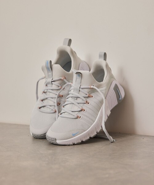 NERGY（ナージー）の「【NIKE】ナイキ フリーメトコン6 ウィメンズ シューズ（スニーカー・レディース・ブラック/グレー・23/23.5/24/24.5/25/25.5）」の4枚目の写真